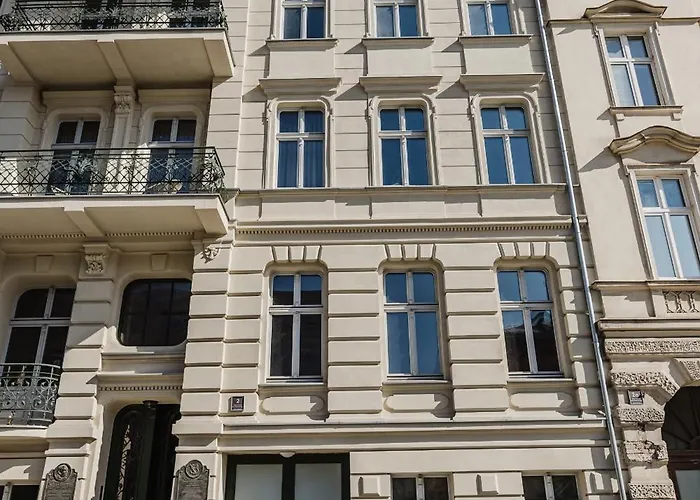 Blue House & Jacuzzi 公寓